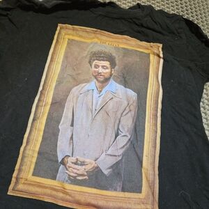 Large Charlie Kelley Seinfeld themed Tshirt